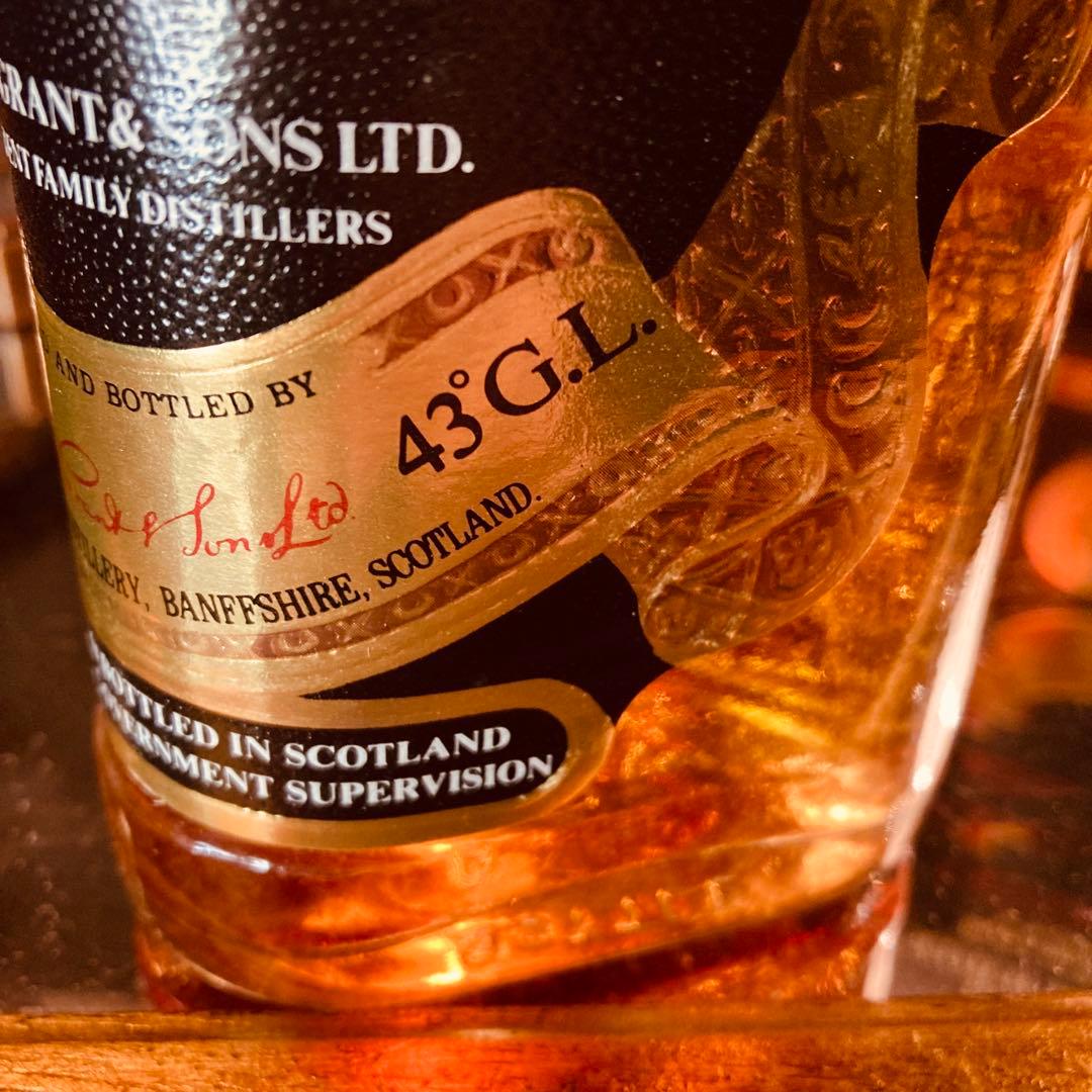 湯布院アンティーク未開封古酒 グランツ 12年スコッチウイスキー750ml43%