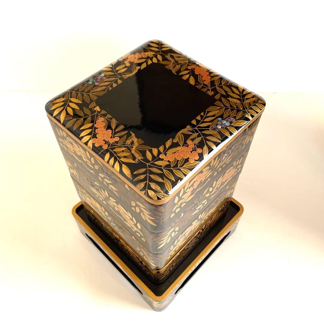 漆塗り　植物柄　重箱　4段　台付き　ビンテージ