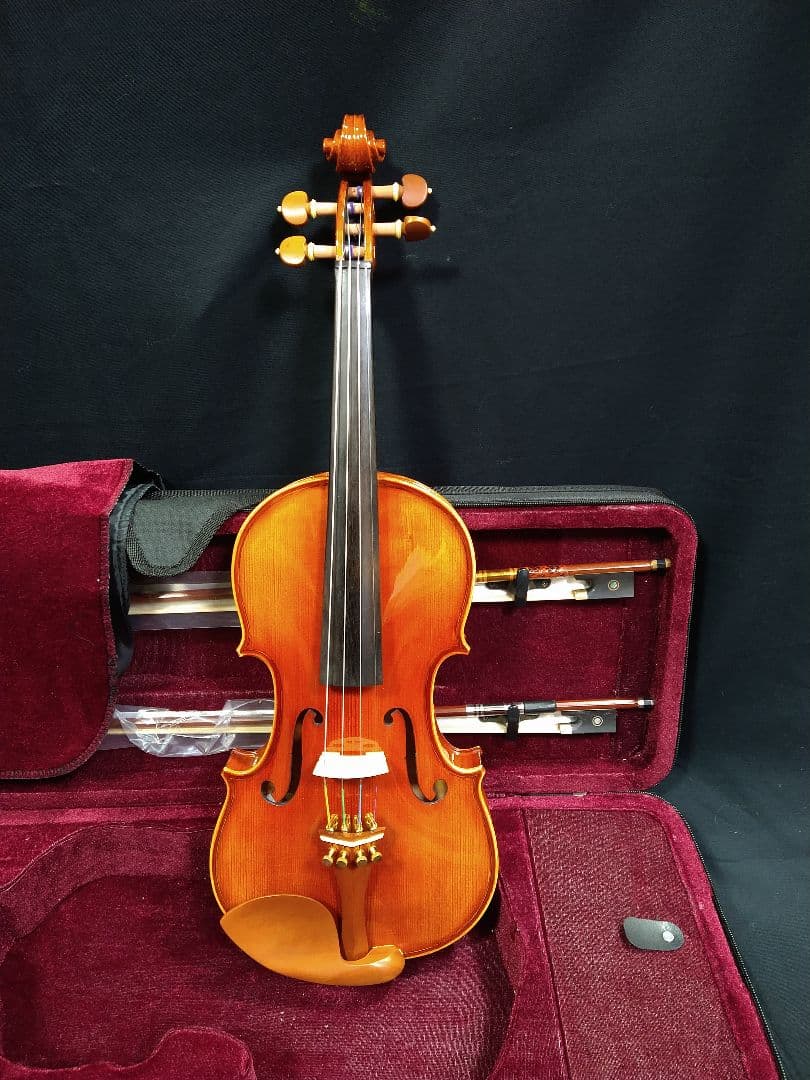 7万円の付属品付き　新品１ピース美しいトラ目メープルバイオリン　4/4サイズ