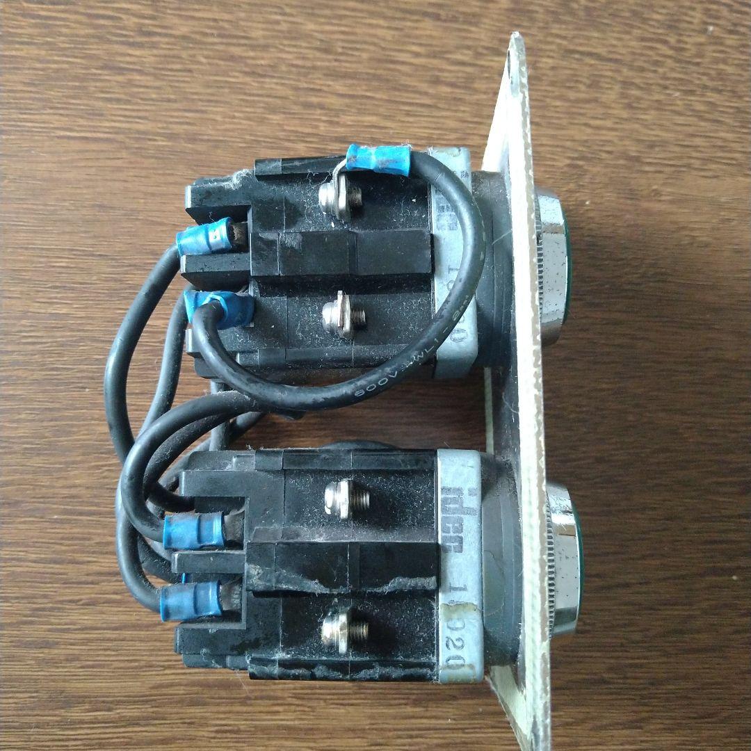 鉄道部品 自動窓操作ボタン 廃品 メトロファミリーパーク購入品