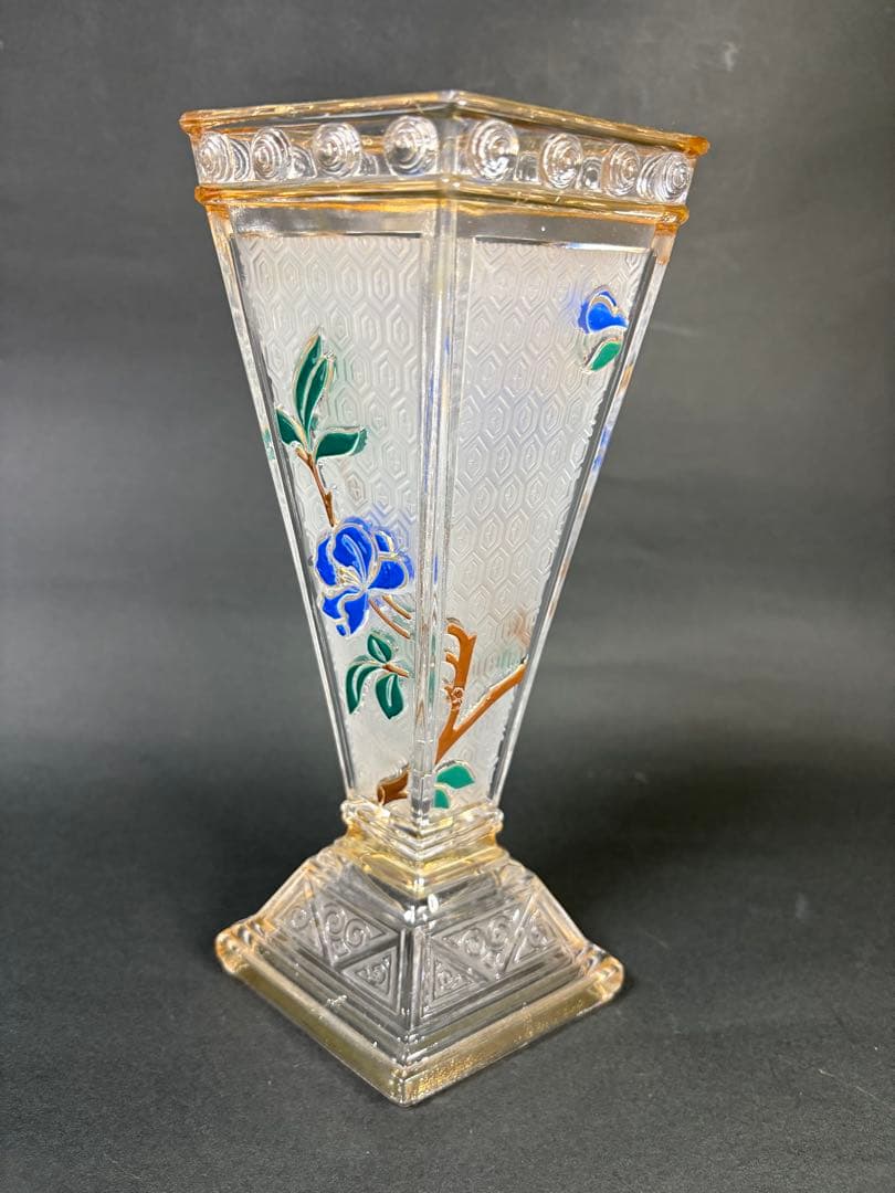 オールドバカラジャポニズム様式　エナメル彩木花瓶　刻印有り。