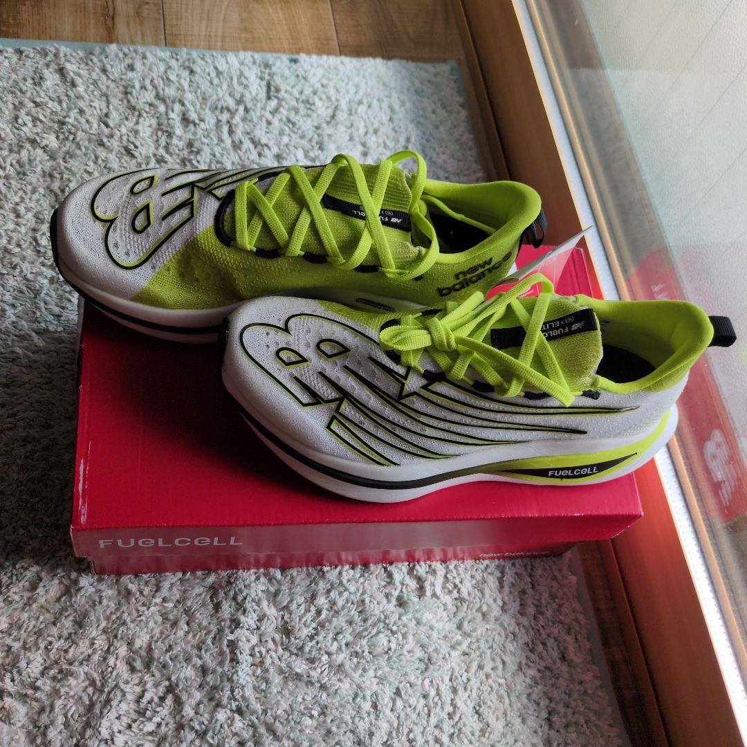 ニューバランス フューエルセル sc エリート V3 24.0cm