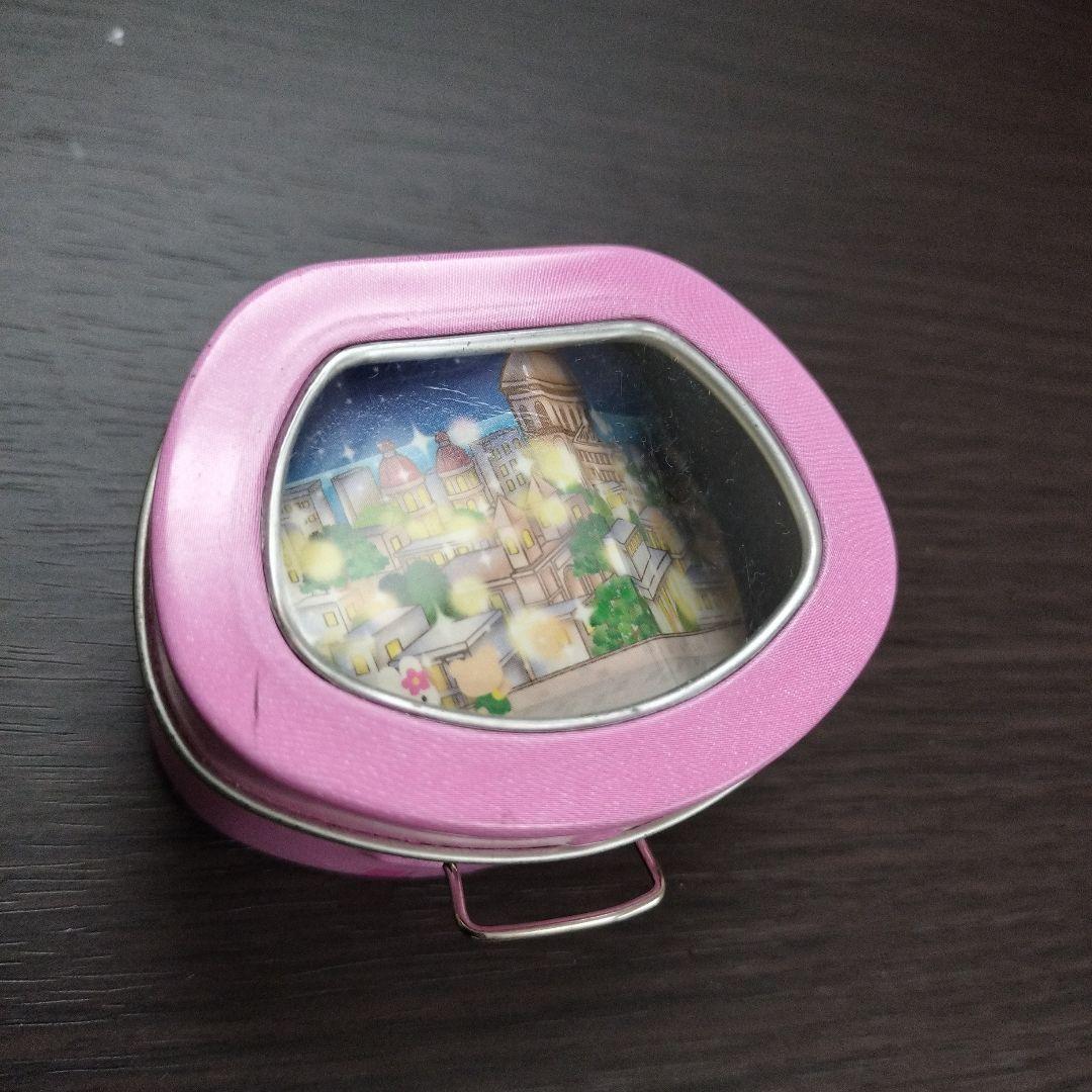 た*ぽ様 ハローキティ 世界　子犬のお散歩 トランク缶 マスコット　平成レトロ