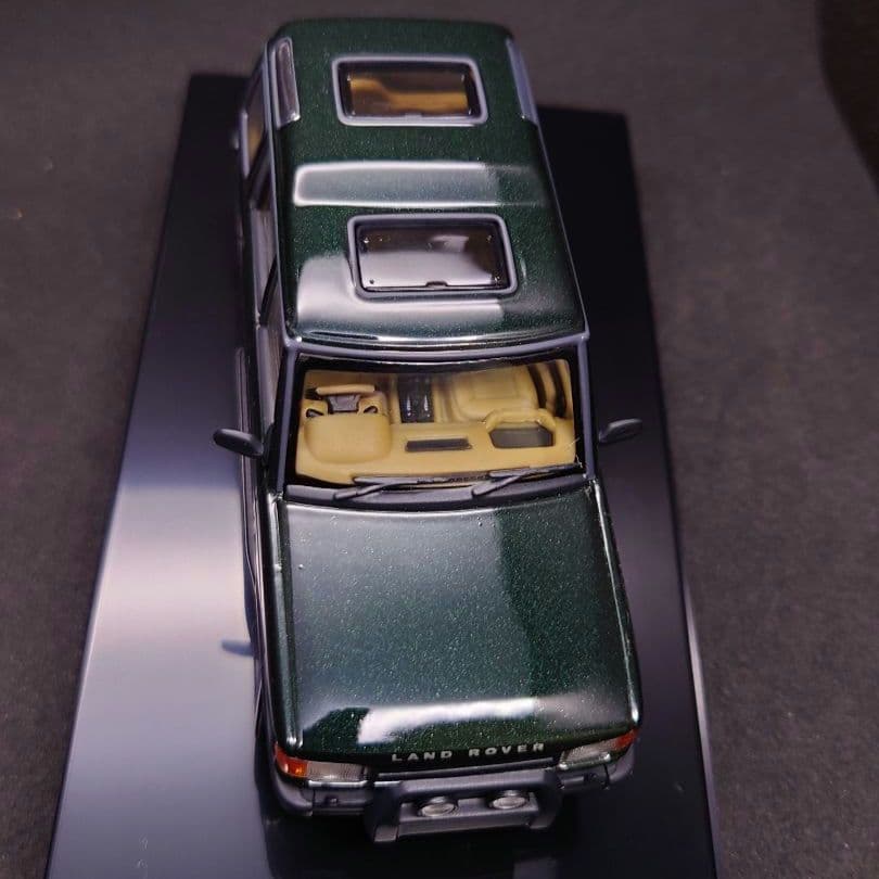 オートアート　ランドローバーディスカバリー