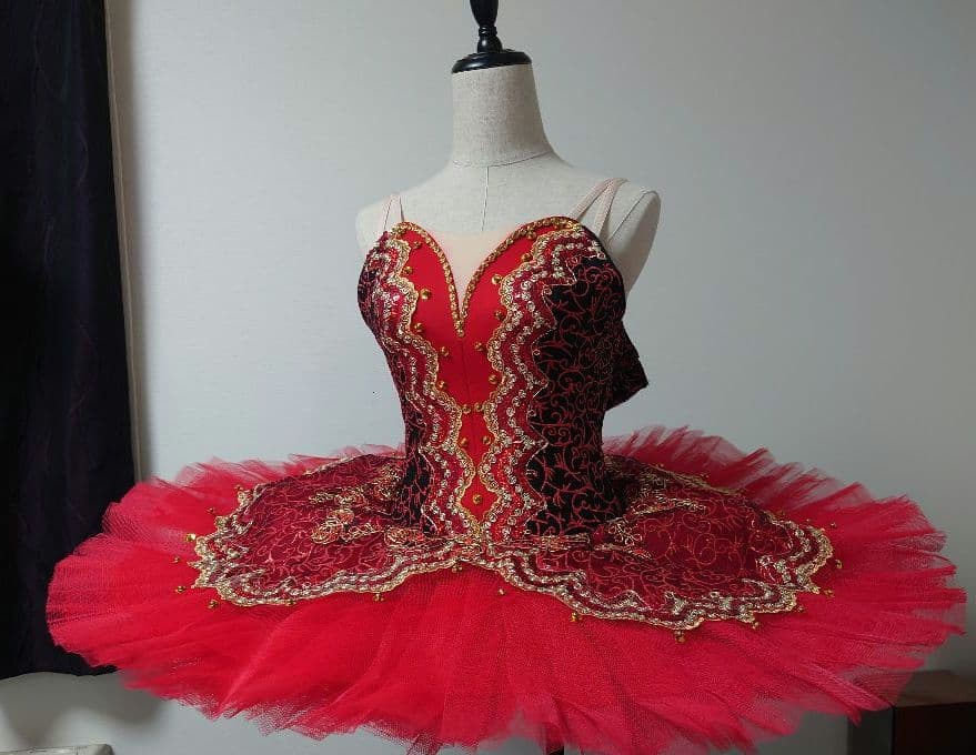 バレエ衣裳　コスチューム　赤×黒:パキータ/キトリ/エスメラルダ美品