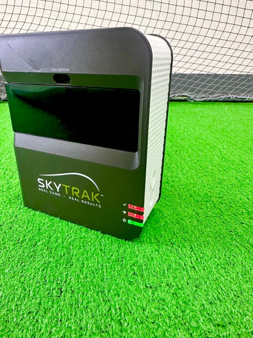 【美品】SkyTrak ゴルフシミュレーター + EXPUTT セット 送料無料