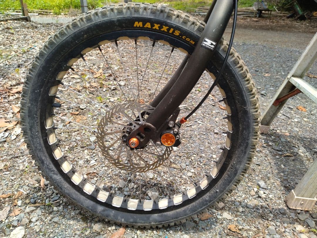 バイクトライアル チタン ストリート BMX マキシス タイヤ チューブ セット