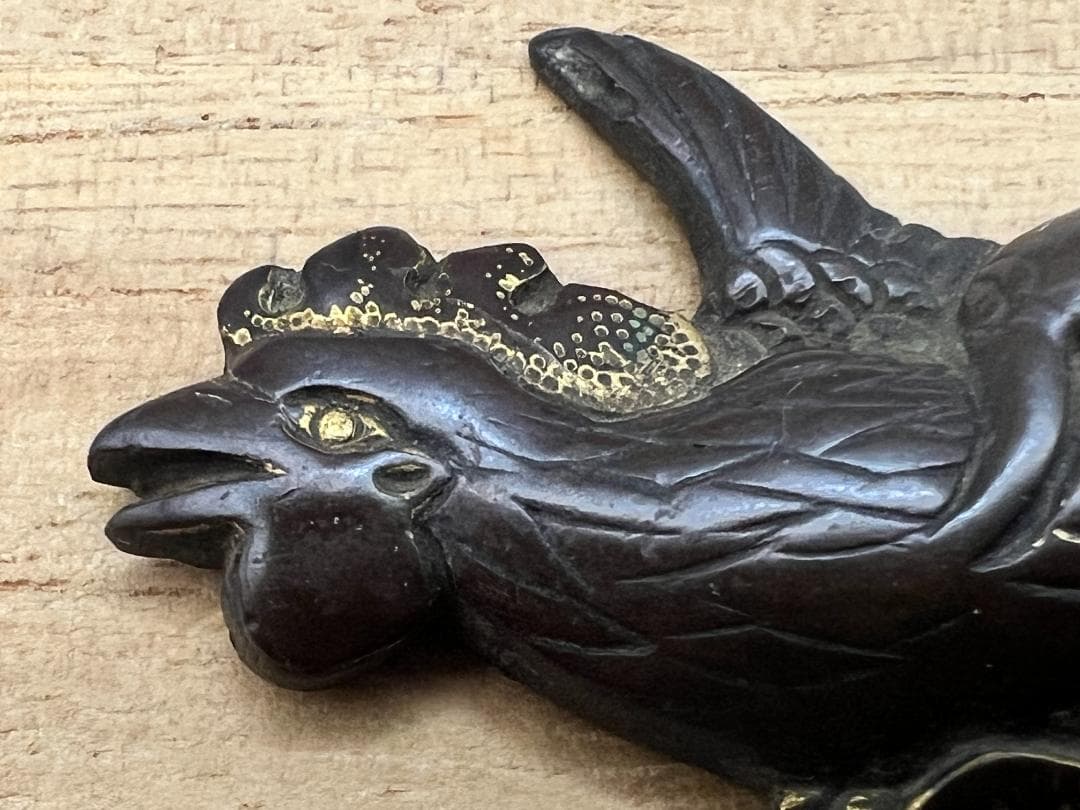 【海】江戸明治期　雄鶏形　ニワトリ　手彫　大目貫　金具　銅製鍍金　骨董品