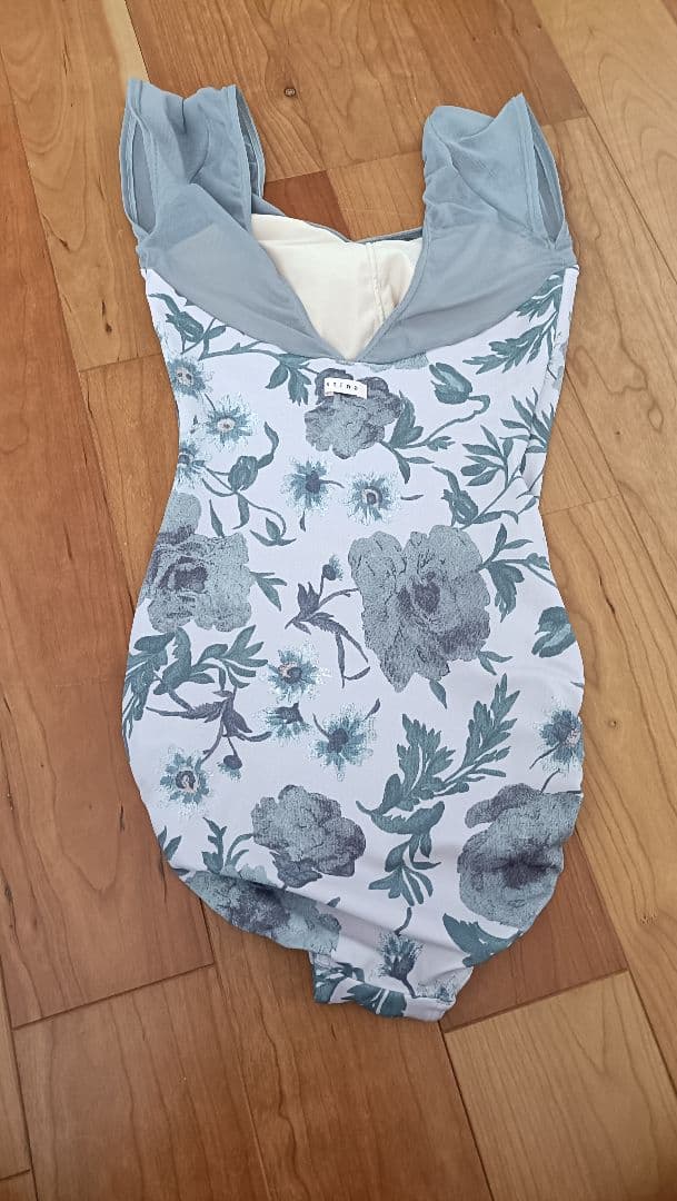 スティナ　stina　バレエ　レオタード　Sサイズ