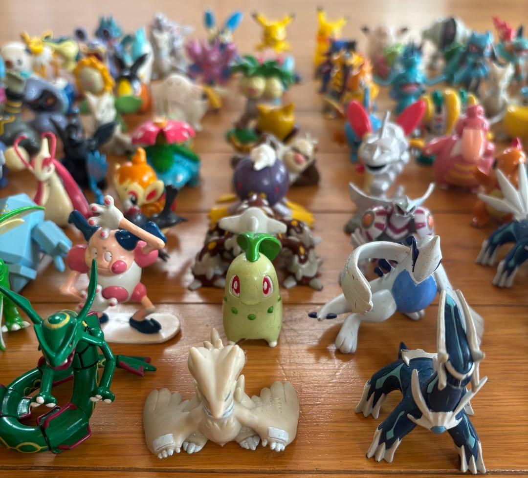ポケモン フィギュア コレクション　100体以上あります。