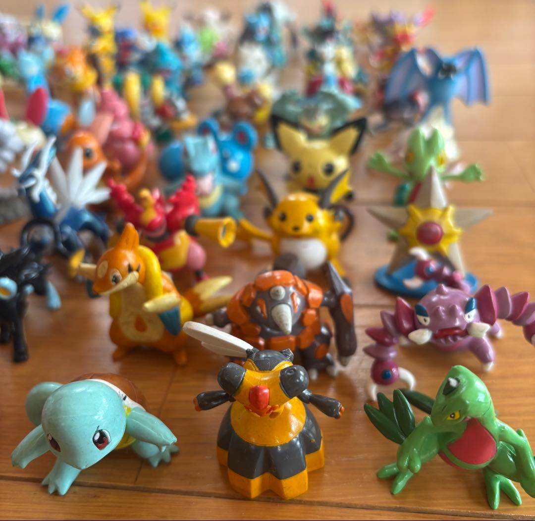 ポケモン フィギュア コレクション　100体以上あります。