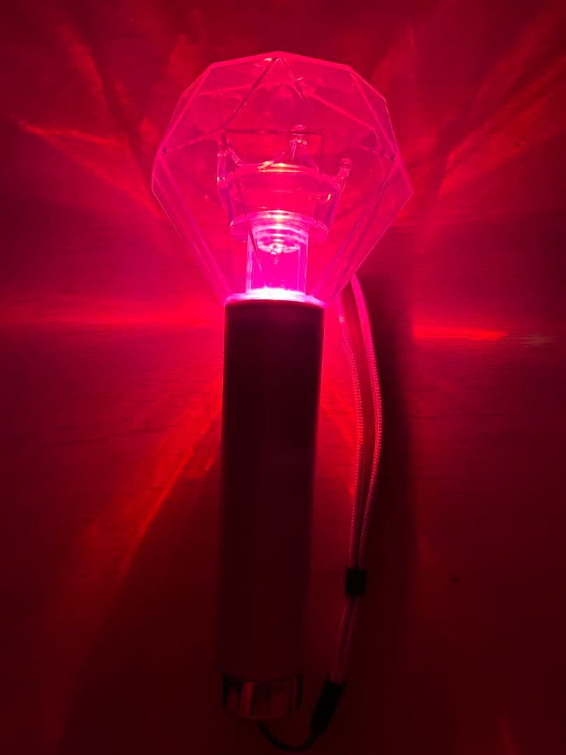 M!LK ミラクラスタルペンライト 2代目