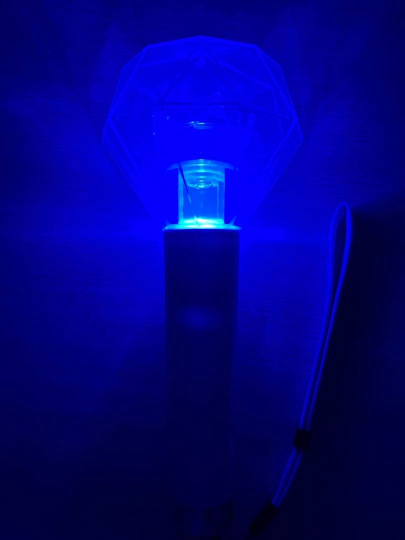 M!LK ミラクラスタルペンライト 2代目