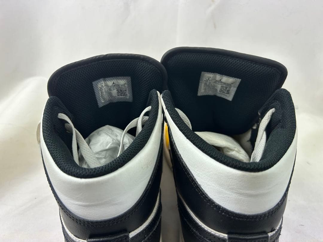 シューズ(男性用) Jordan Air Jordan 1 Mid \"Yellow Ochre\"