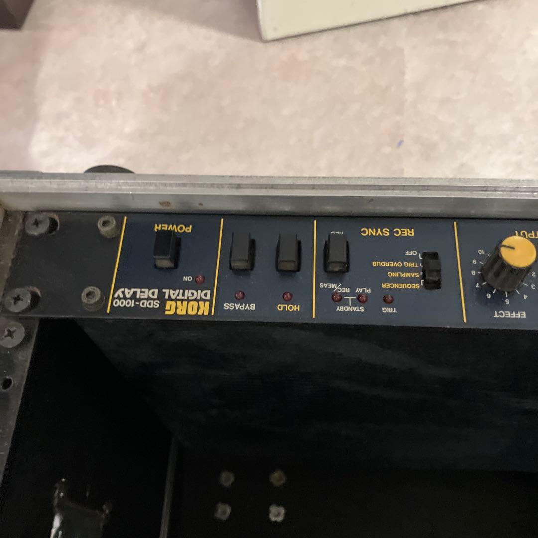 エフェクターラック　ツアーケース　デジタルディレー付き　引取りオンリー