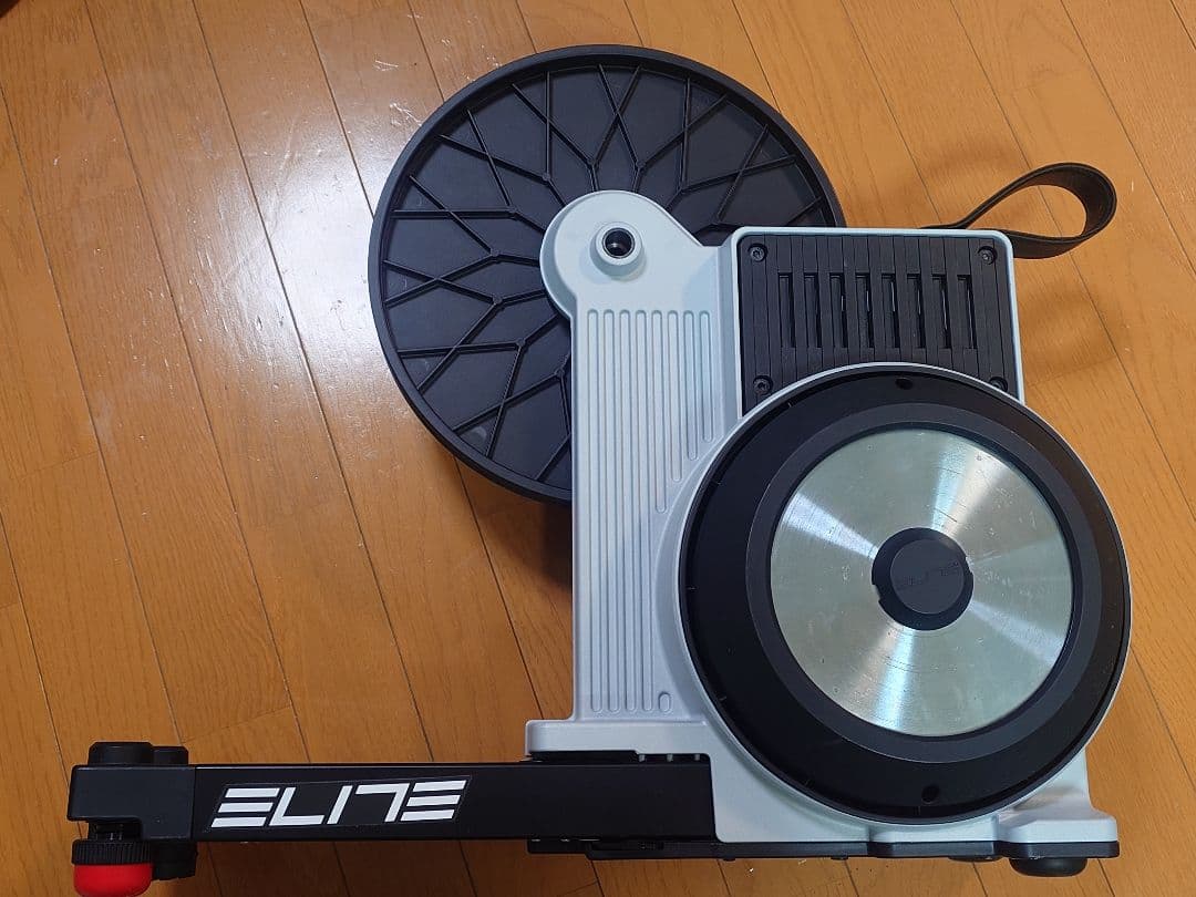 ELITE JUSTO ホームトレーナー Zwift対応