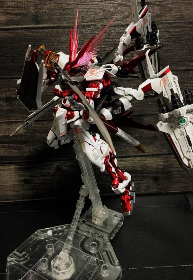 ＭＧ 1/100 ガンダムアストレイ レッドドラゴン　全塗装完成