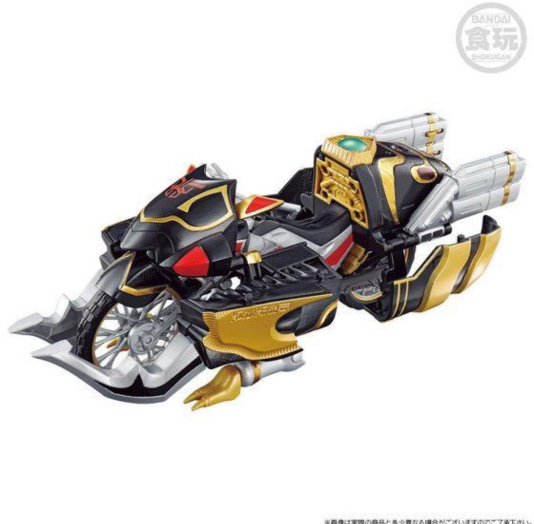 装動クロニクル仮面ライダークウガ　トライチェイサー2000&装甲機ゴウラムセット