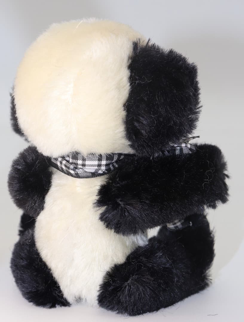 CHEEKY LITTLE PANDA マイクロ・チーキー・パンダ 16cm