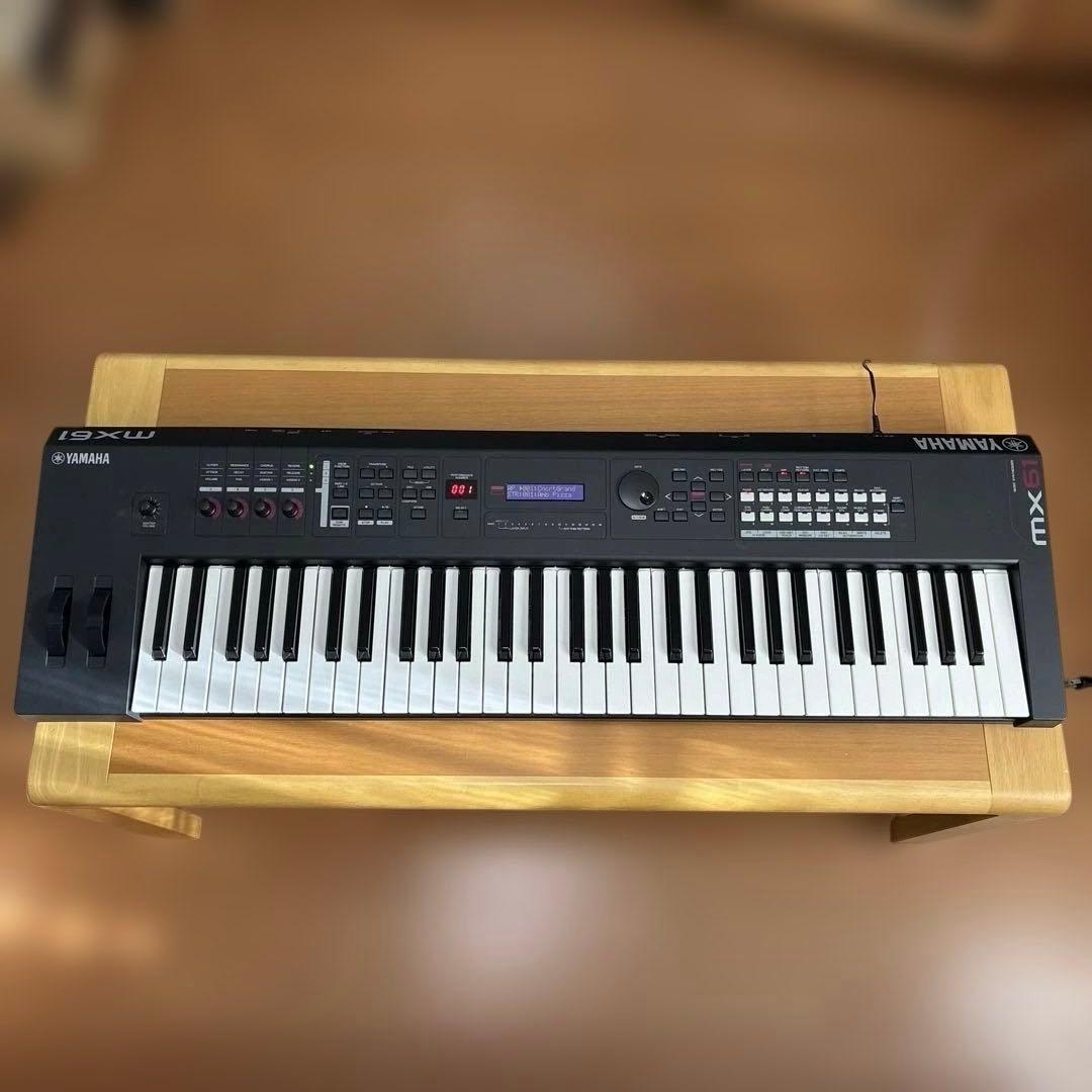 YAMAHA シンセサイザー　MX61