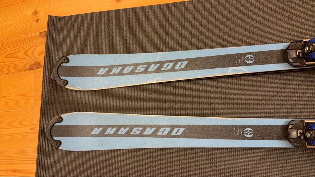 オガサカ　TRIUN 165㌢