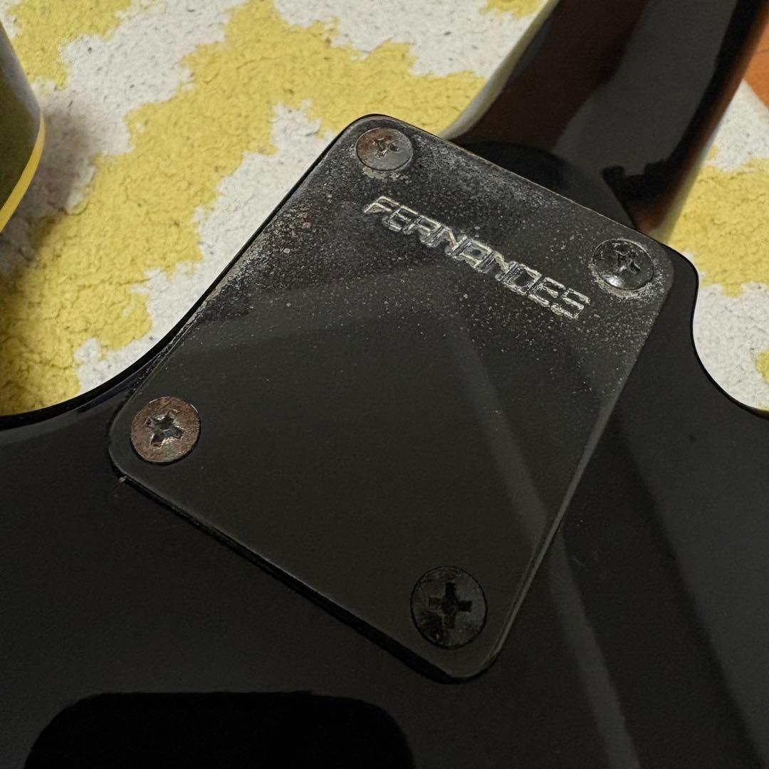 ス*ド様 FERNANDES TEJ-70 金文字ピックアップ　16.5F結合