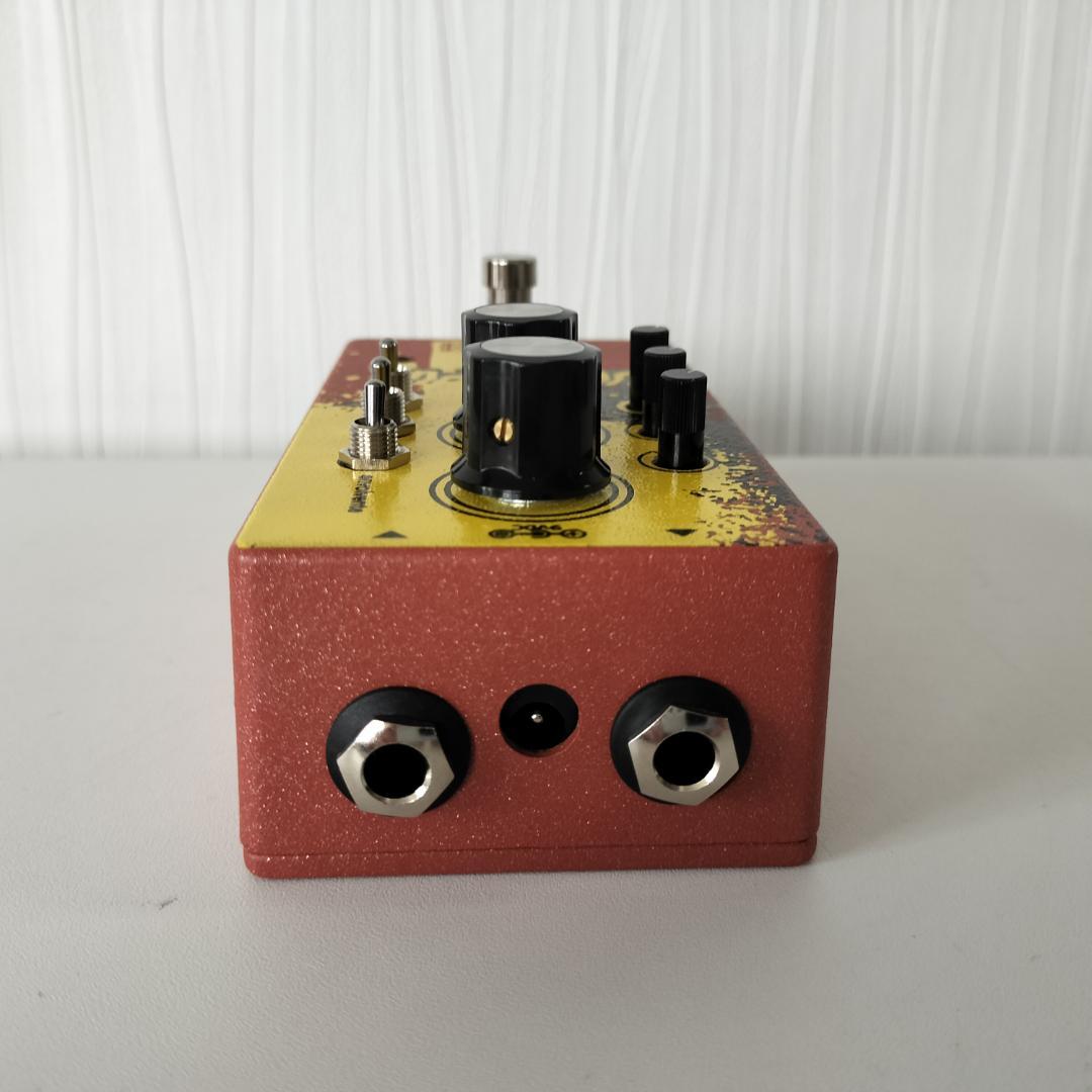 新品：Paradox Effects ULTROPIA　シンセ系フィルターペダル