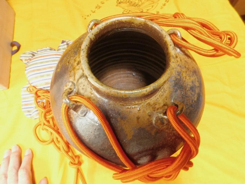 お茶道具まとめての1部・茶壷（茶入れ）です