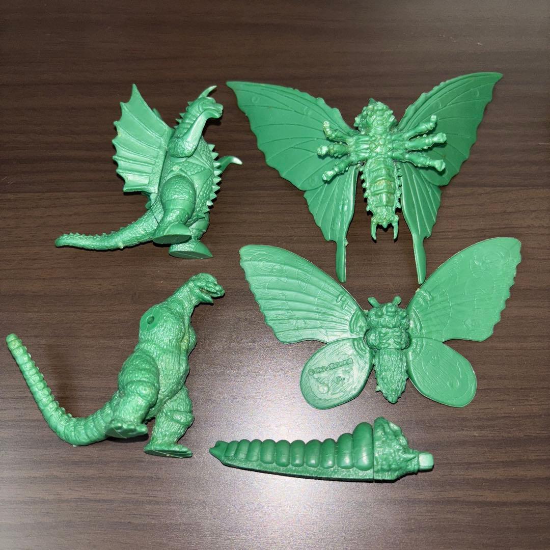 ゴジラフィギュアセット 約50体