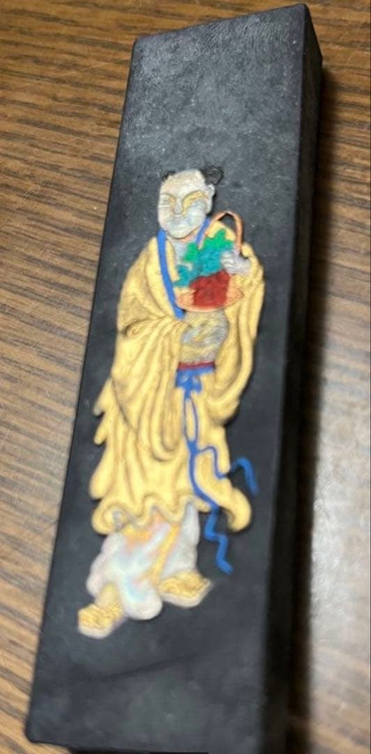 中国書画墨 閒苑攬枝 上海墨廠 銘墨 人物図 金彩 固形墨 装飾ケース付き