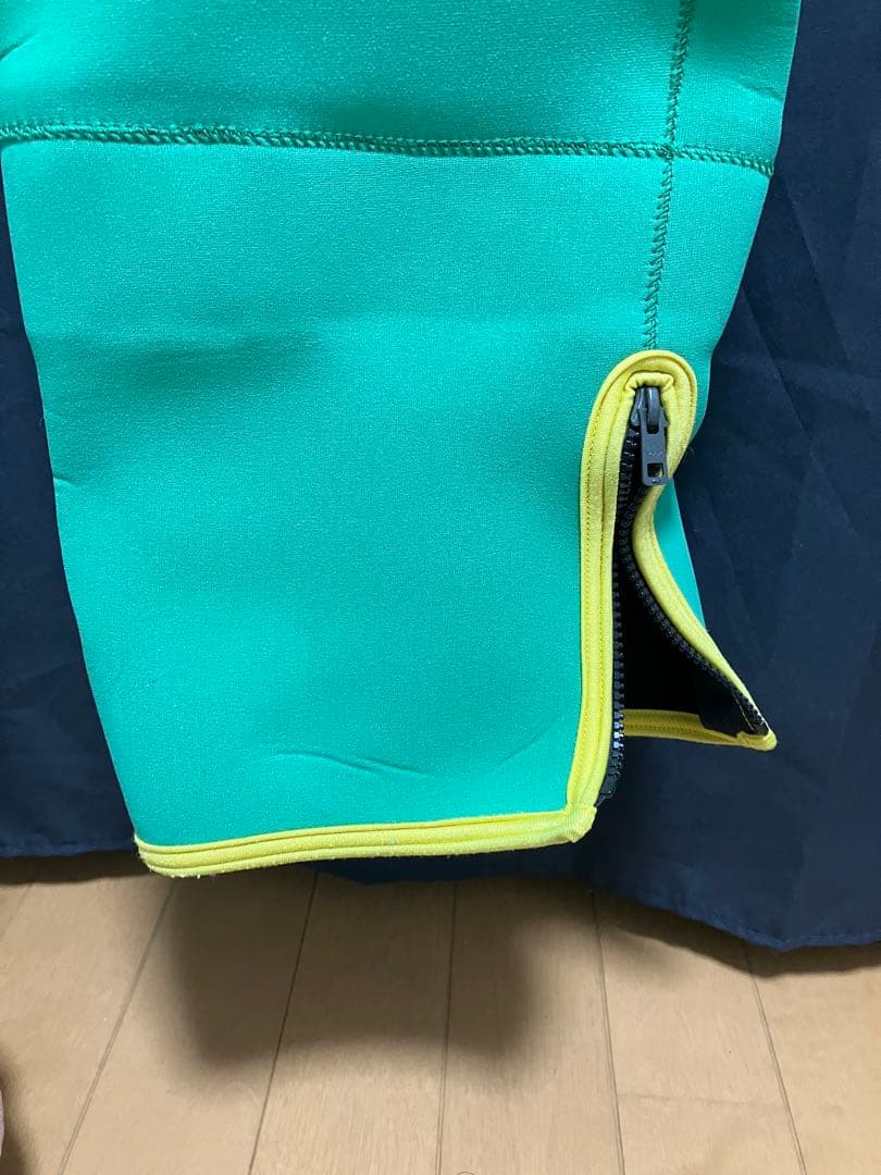 【値下げ】SPYDERFLEX ドライスーツ 黒/緑