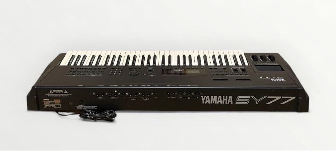 Yamaha SY77 シンセサイザー 61鍵 ハードケース付属