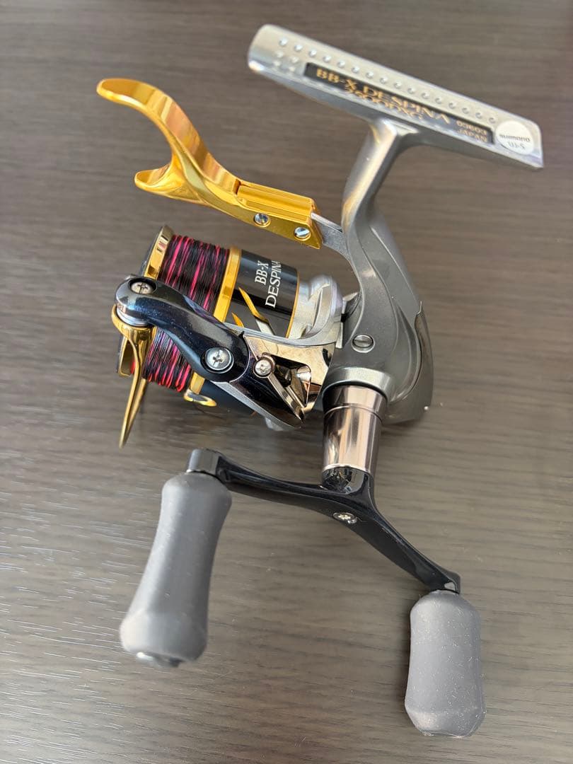 t.iskBB-X DESPINA 2500DXG スピニングリールヤエン
