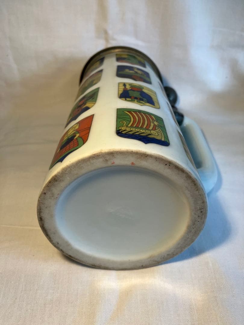 サントリービール武蔵野工場竣工記念ビールジョッキ　1963年　柳原良平イラスト