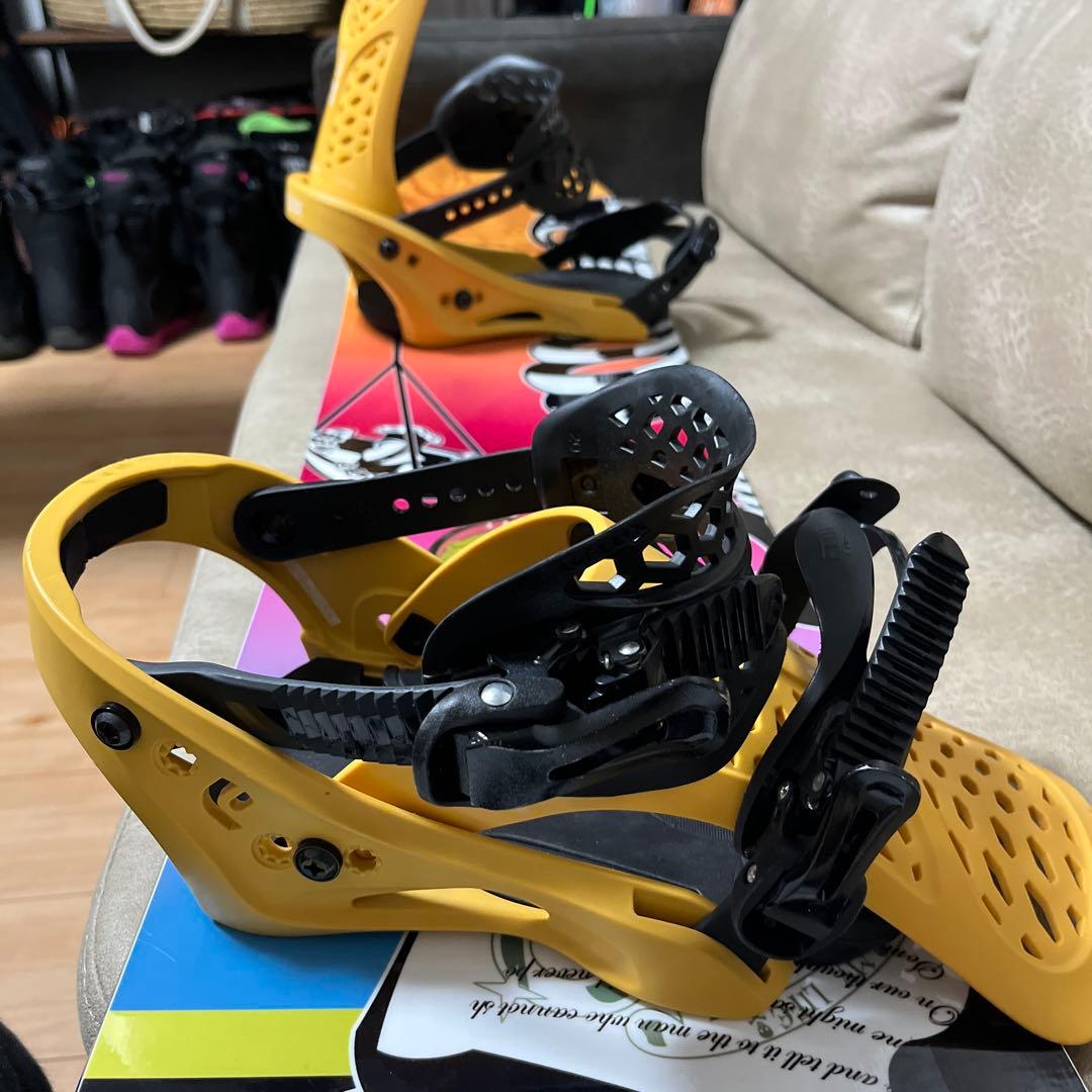 国産スノーボード HOLIDAY SLAYER 151 × FLUX PR M