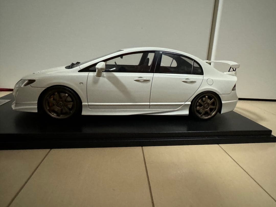 絶版onemodel シビックTYPE R FD2 1/18 ミニカー　無限