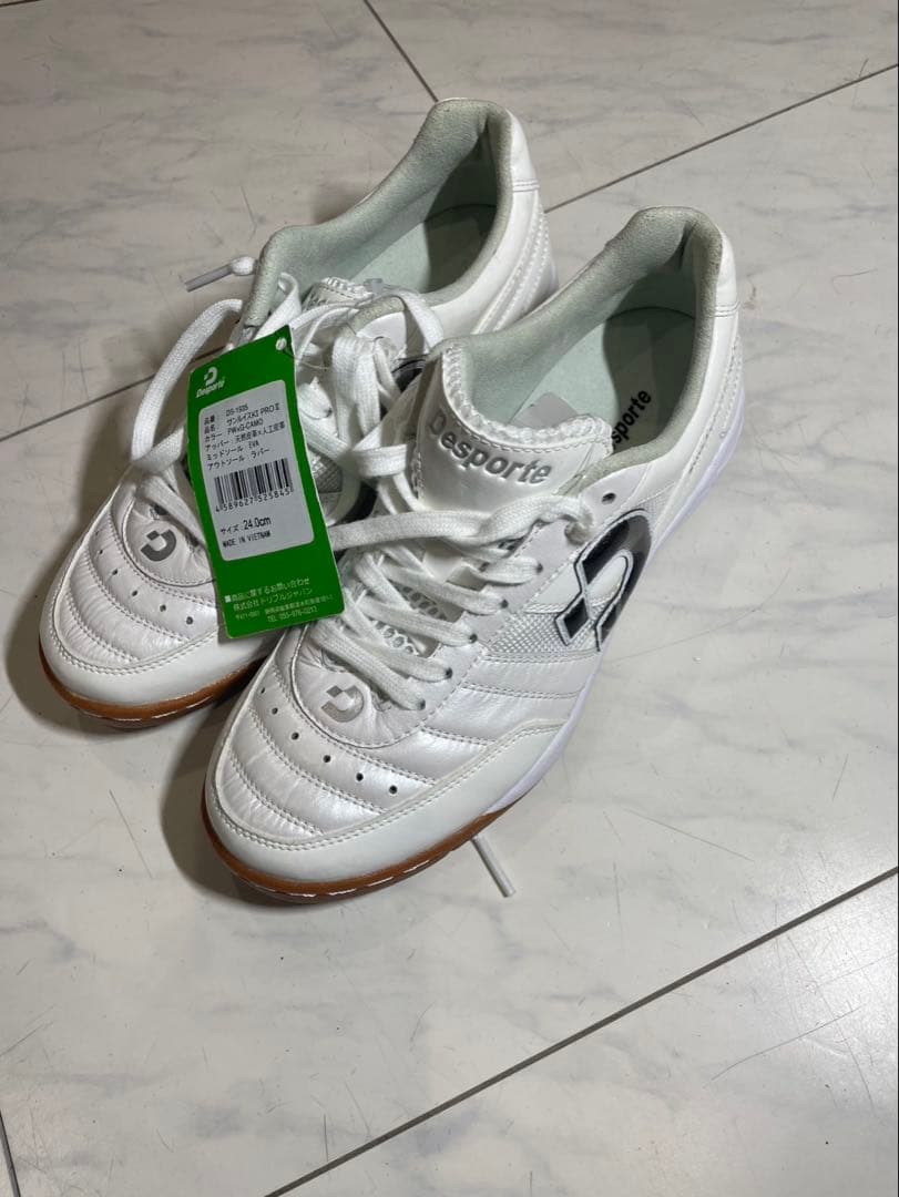 限定価格　Desporte フットサルシューズ 24.0cm ホワイト