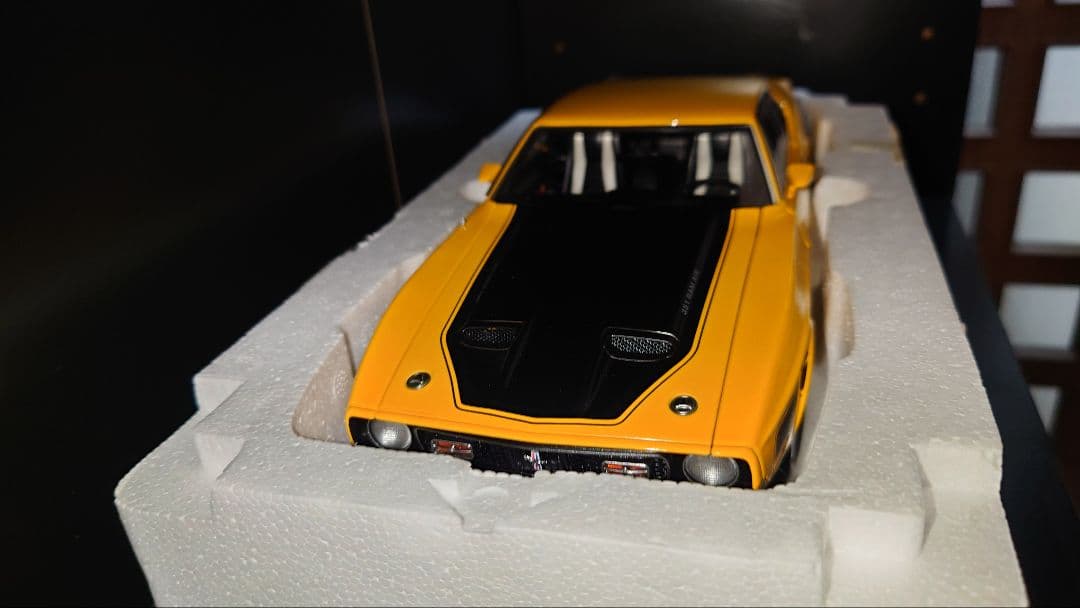 autoart 1/18 フォード マスタング マッハ 1