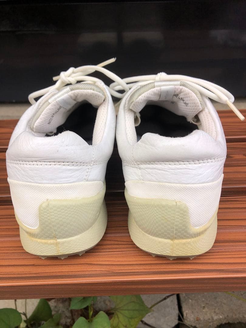 美品 ECCO ゴルフシューズ 37 23.5cm スパイクレス