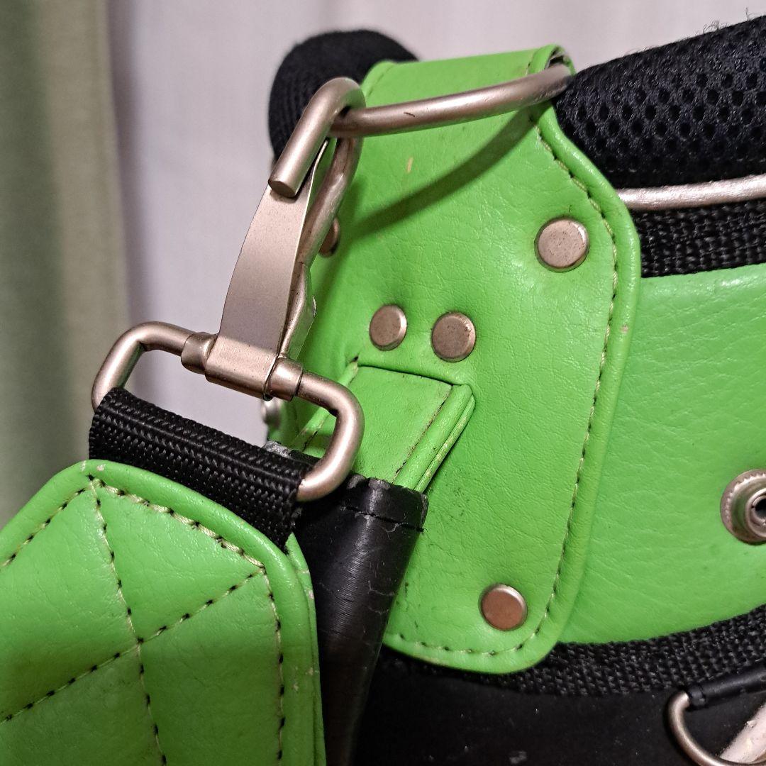 Titleist キャディバッグ グリーン/ブラック。フード付き。9.5インチ