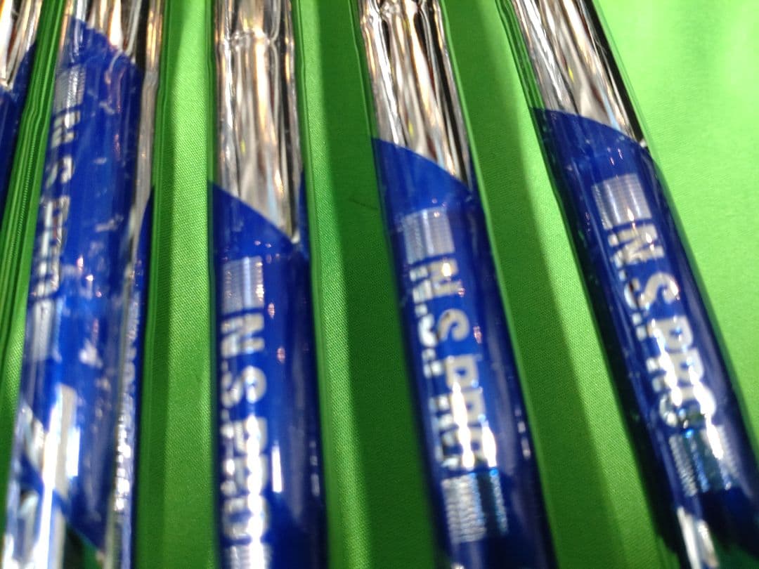 テーラーメイドグローレFORGEDアイアン　NSPRO ZEROS 8 S