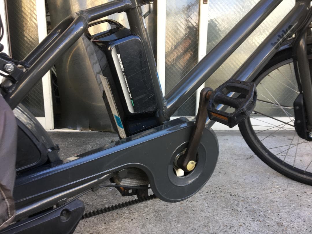 地域限定送料無料　ビッケ　グリ　回生充電　子供乗せ　黒系　神戸市　電動自転車