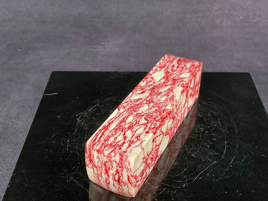 中国　玉　鶏血石　彫刻　印材