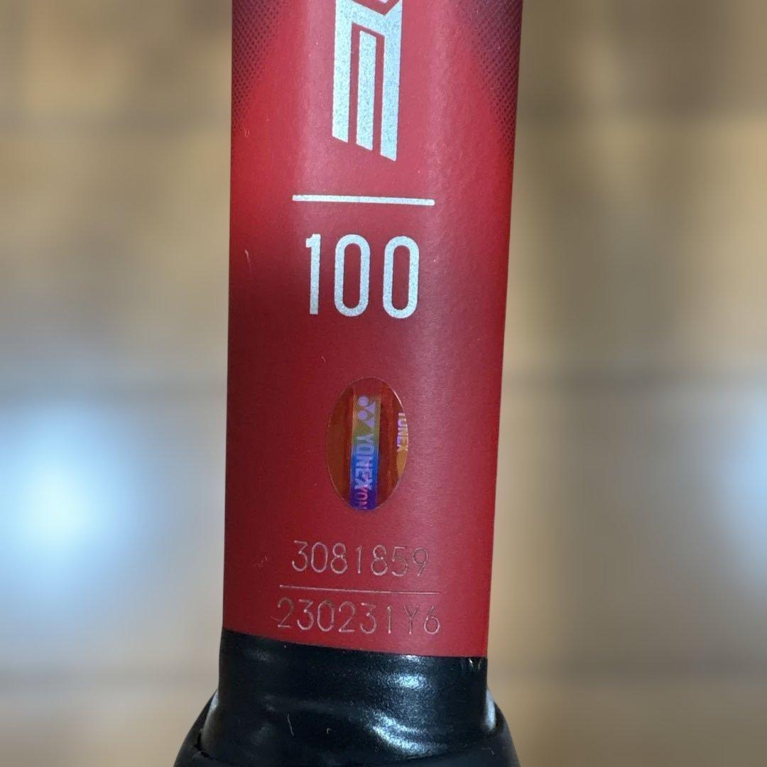 YONEX VCORE 100 テニスラケット