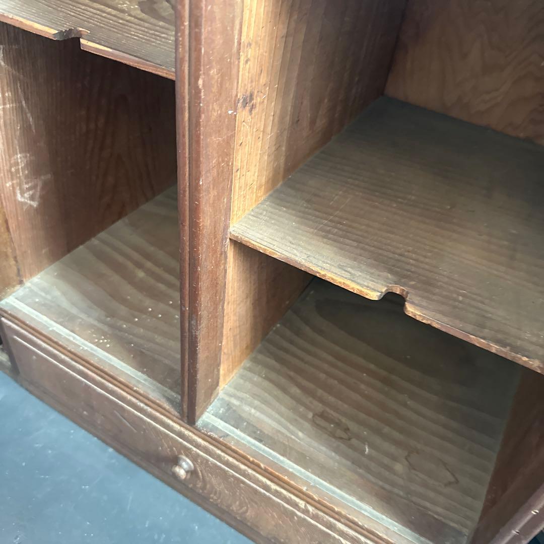 お値下げ❣️木製棚タンス、本棚　STOP SMOGステッカー