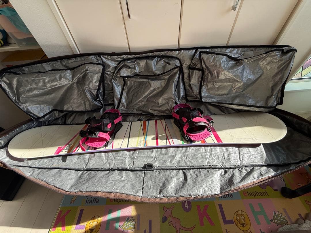 K2スノボート146センチとバインディングとスノボバッグ3点セット