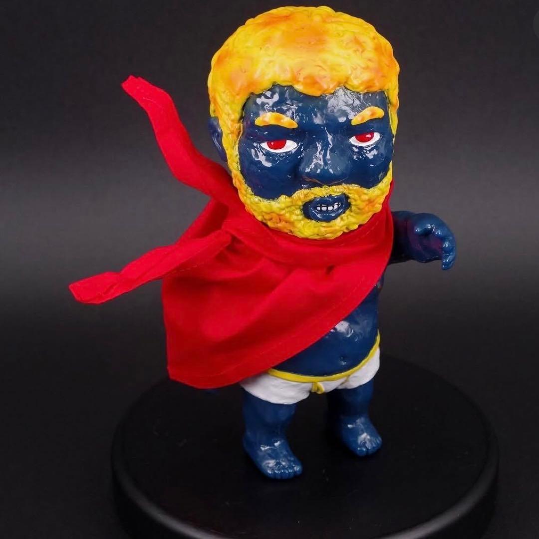 Snail toys ヘラクレス(闘神) 墓場の画廊コラボ