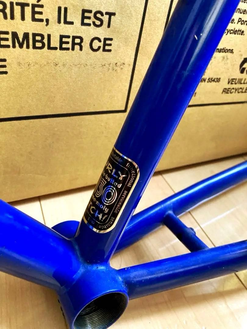 サーリー　ロングホールトラッカー SURLY long haul trucker