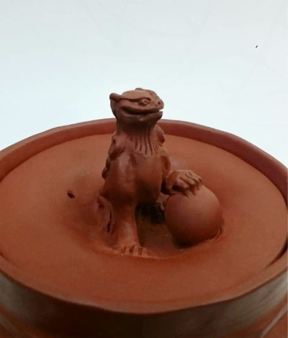 【茶注4  手捻　朱泥　玉獅子】間野弥平　共箱