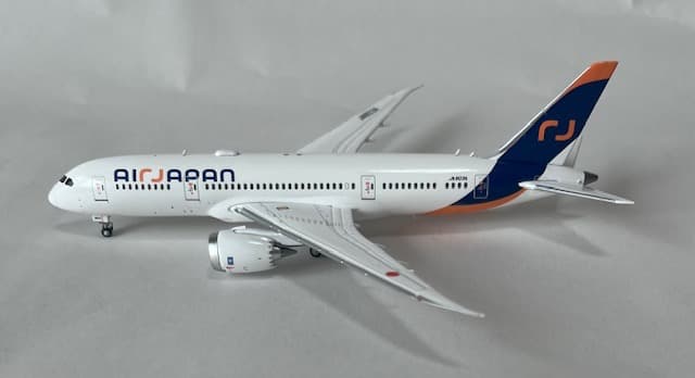 航空機・ヘリコプター Air Japan B787-8 JA803A
